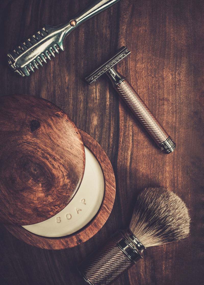 Pellikaan Barbier aan het werk